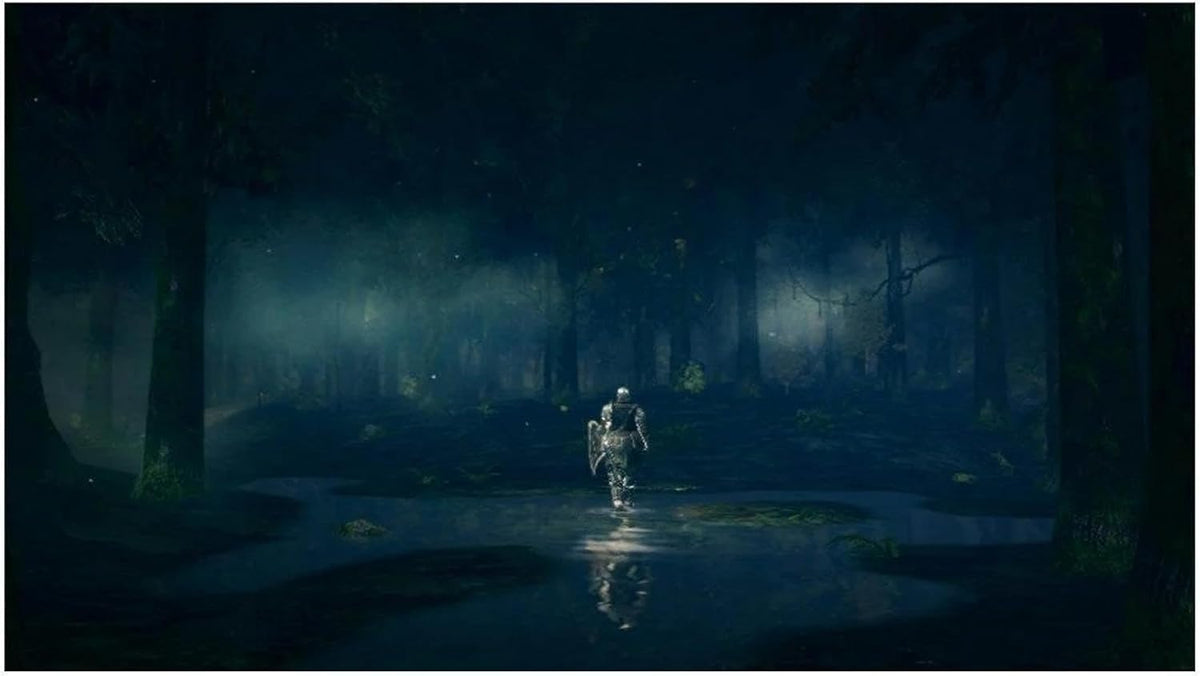 Dark Sould Trilogy PS4 - Mysterious figure in a forest with a dark and eerie atmosphere